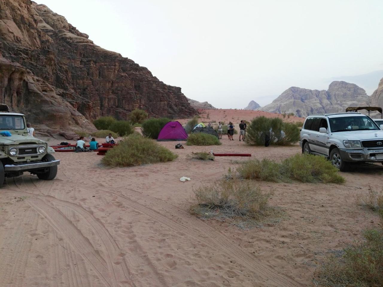 Rainbow Camp Hotel Wadi Rum Buitenkant foto