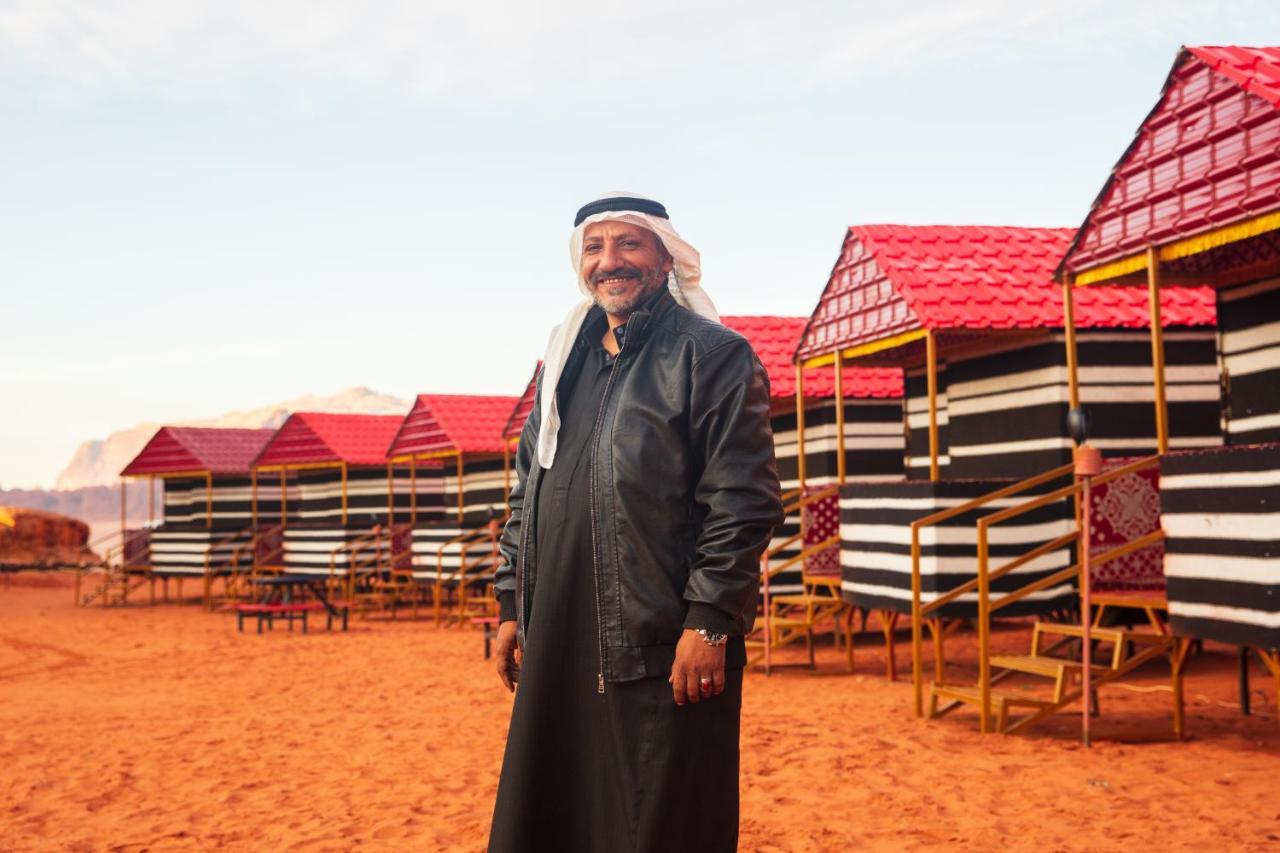 Rainbow Camp Hotel Wadi Rum Buitenkant foto
